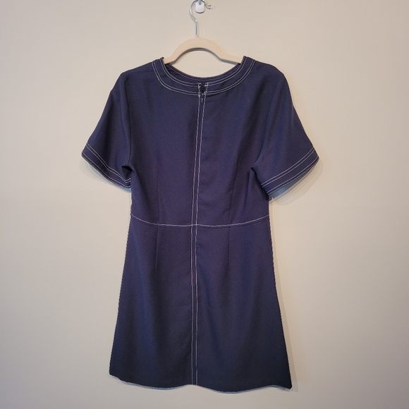 Dress - Picture 3 of 5